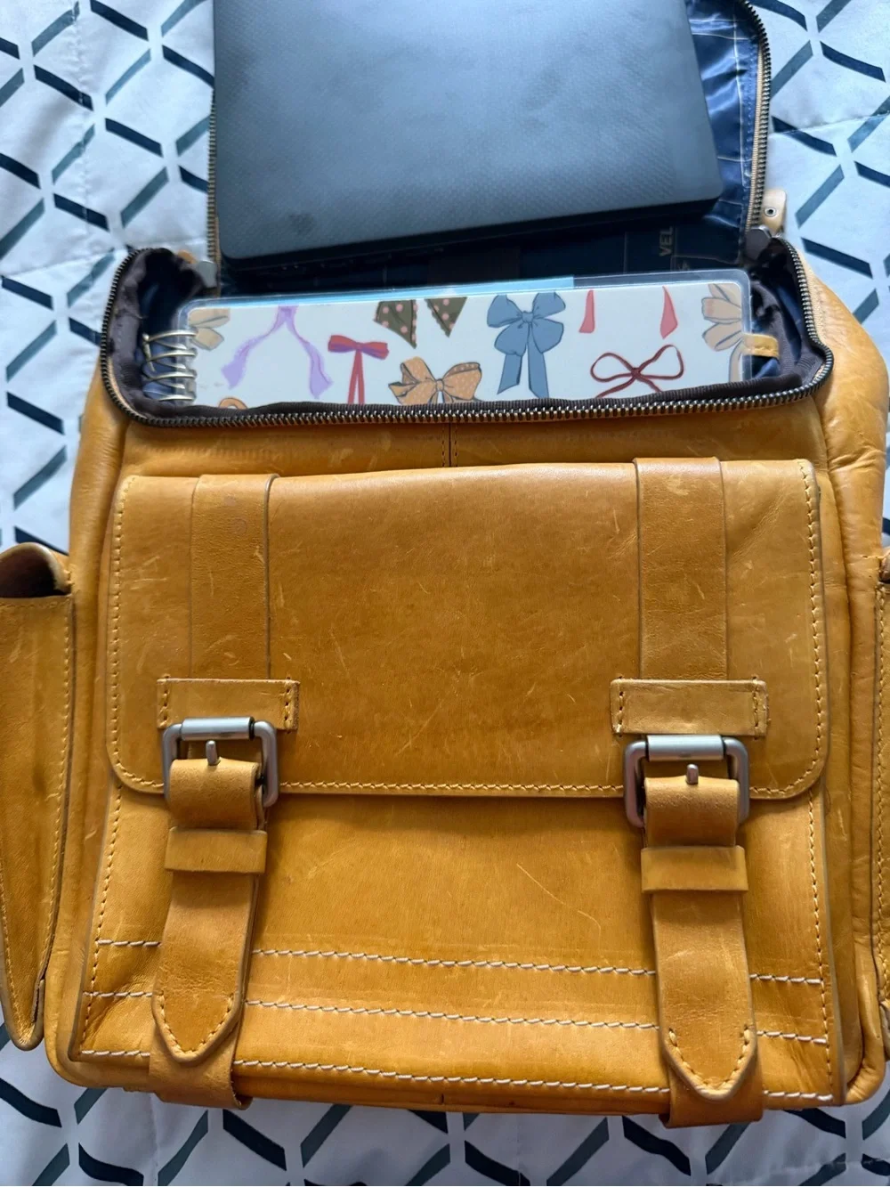 NWOT VELEZ Archaeology Genuine Vintage Leather Backpack - Honey Amber